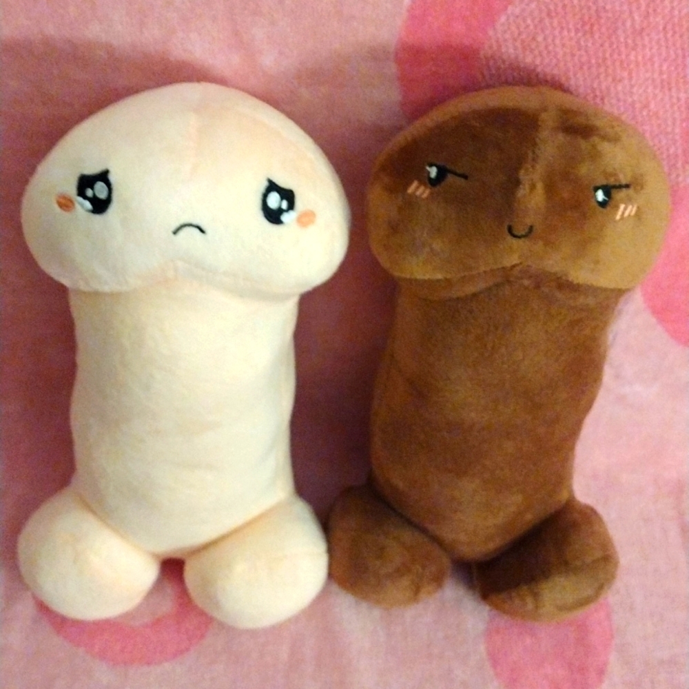 Peni$ Pal Plushie Set - Chocolate (Happy Face) & Vanilla (Sad Face) - Picture 2 of 5